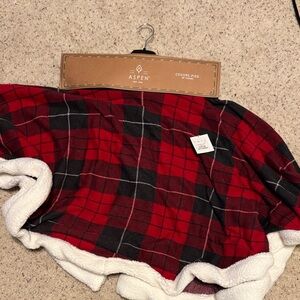 Aspen Red and Black Plaid Holiday Throw Blanket